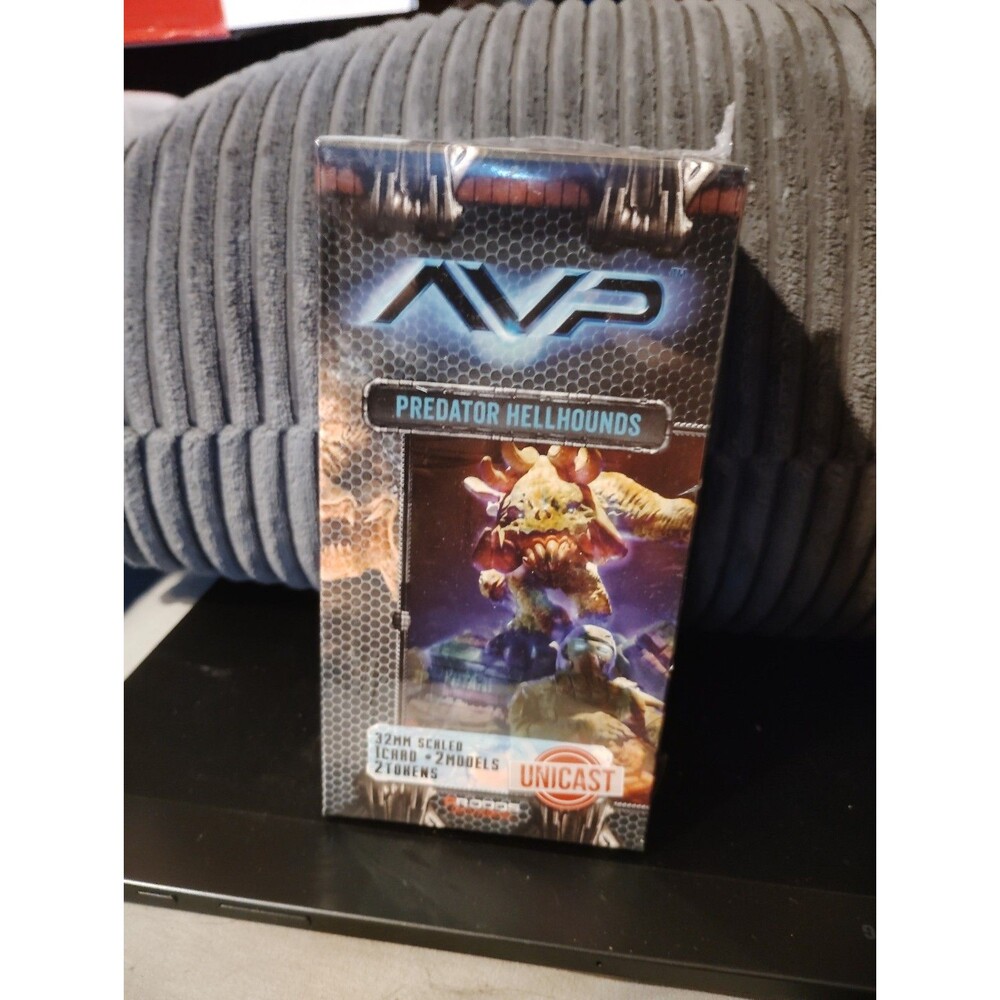 Prodos Games AVP Predator Hellhounds New in package, 2019 edition